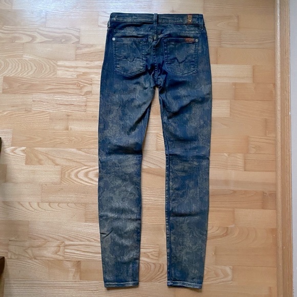 🎉 HP 🎉 7 for all Mankind Gold Foil Printed Skinny Jeans - Picture 5 of 16